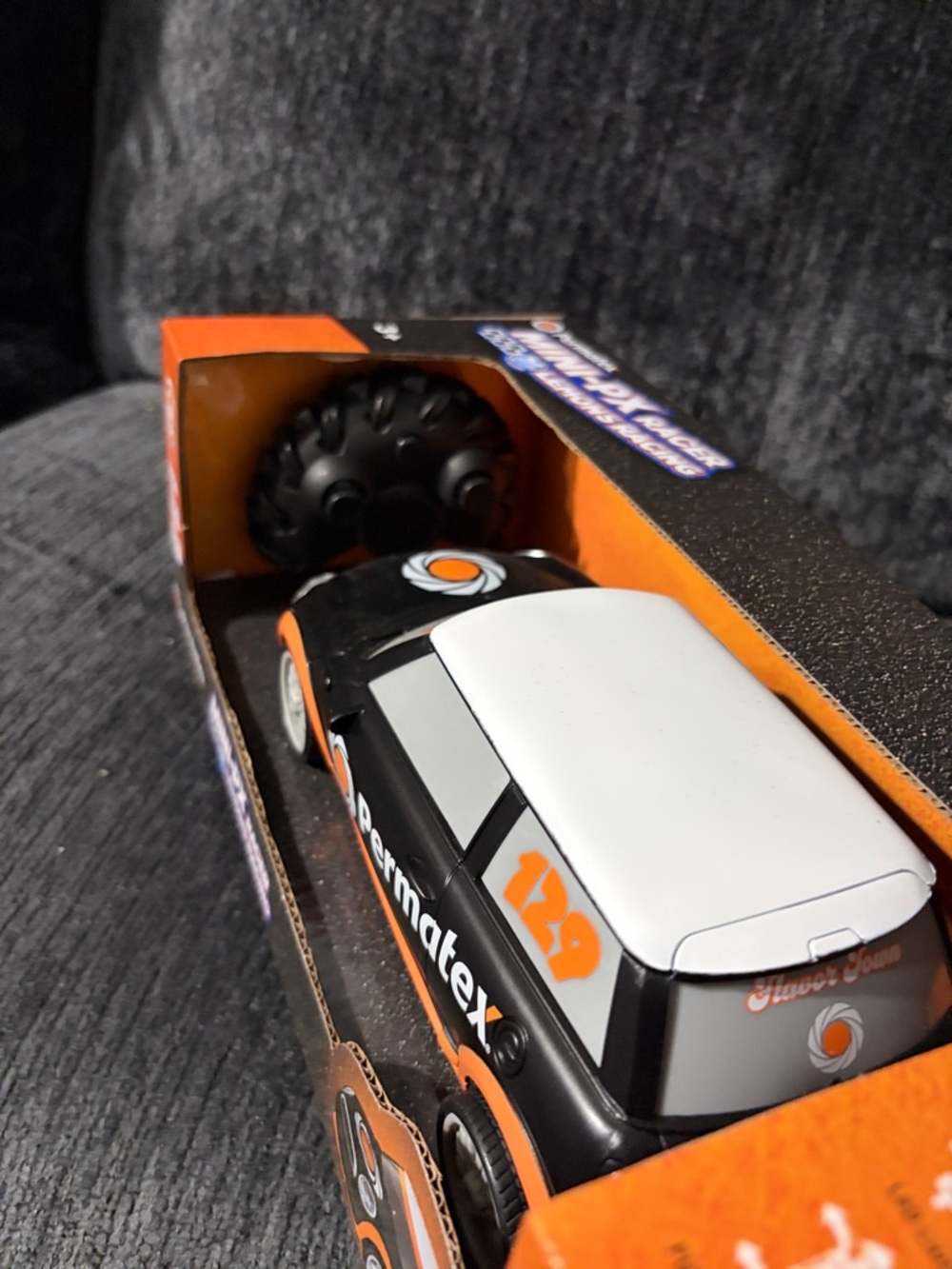 Mini-PX Racer Remote Control Car - Black & Orange - Picture 5 of 5
